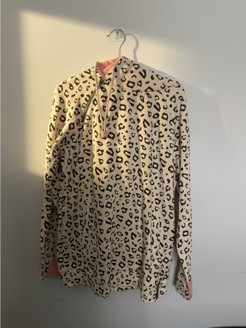 & ONLY Women’s XL Leopard Double Hood Asymmetrical Zip Pullover | Cream Coral